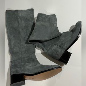 VERO CUOIO Women boots. Color gray . Size 39.
